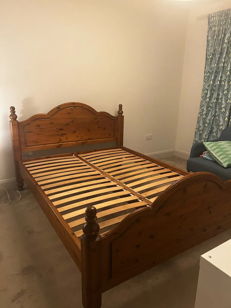 Double bed frame - Image 1