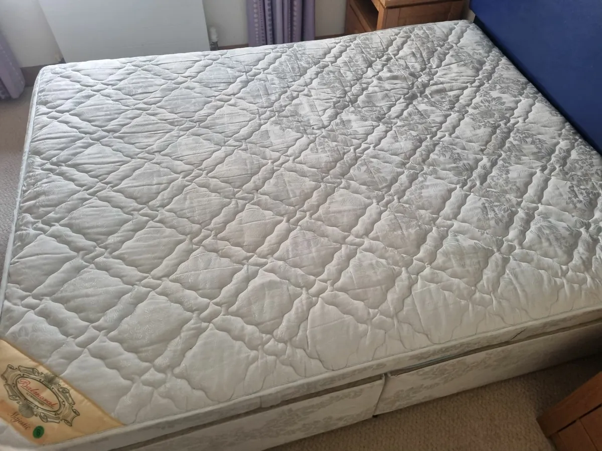 Free Double bed - Image 3