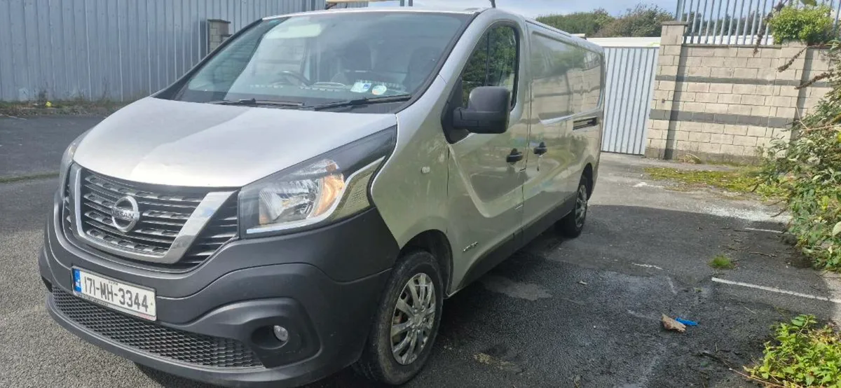 171 NISSAN NV300 LWB DOE 07/2026 PRICE 5200 EUR - Image 2