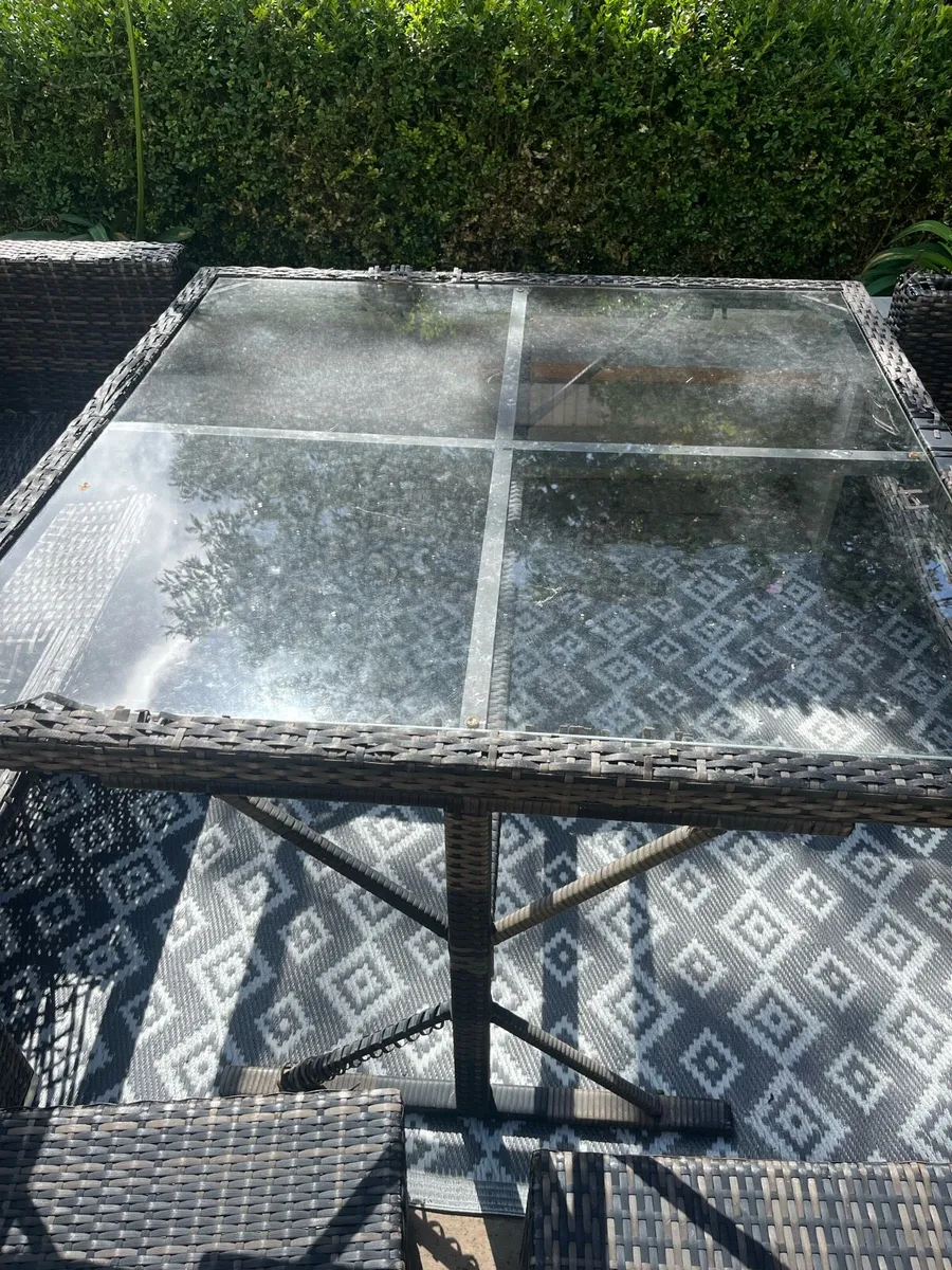 FREE rattan outdoor table and sofa - Image 1