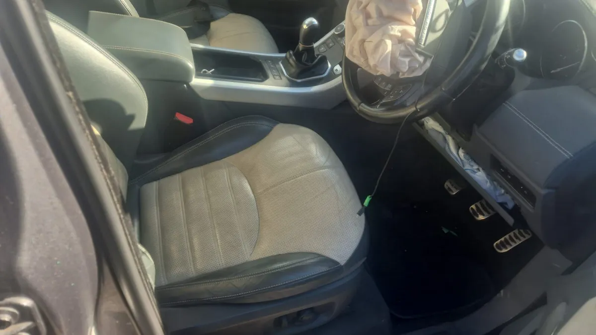 2016 Range Rover Evoque 2.0d For Breaking! - Image 4