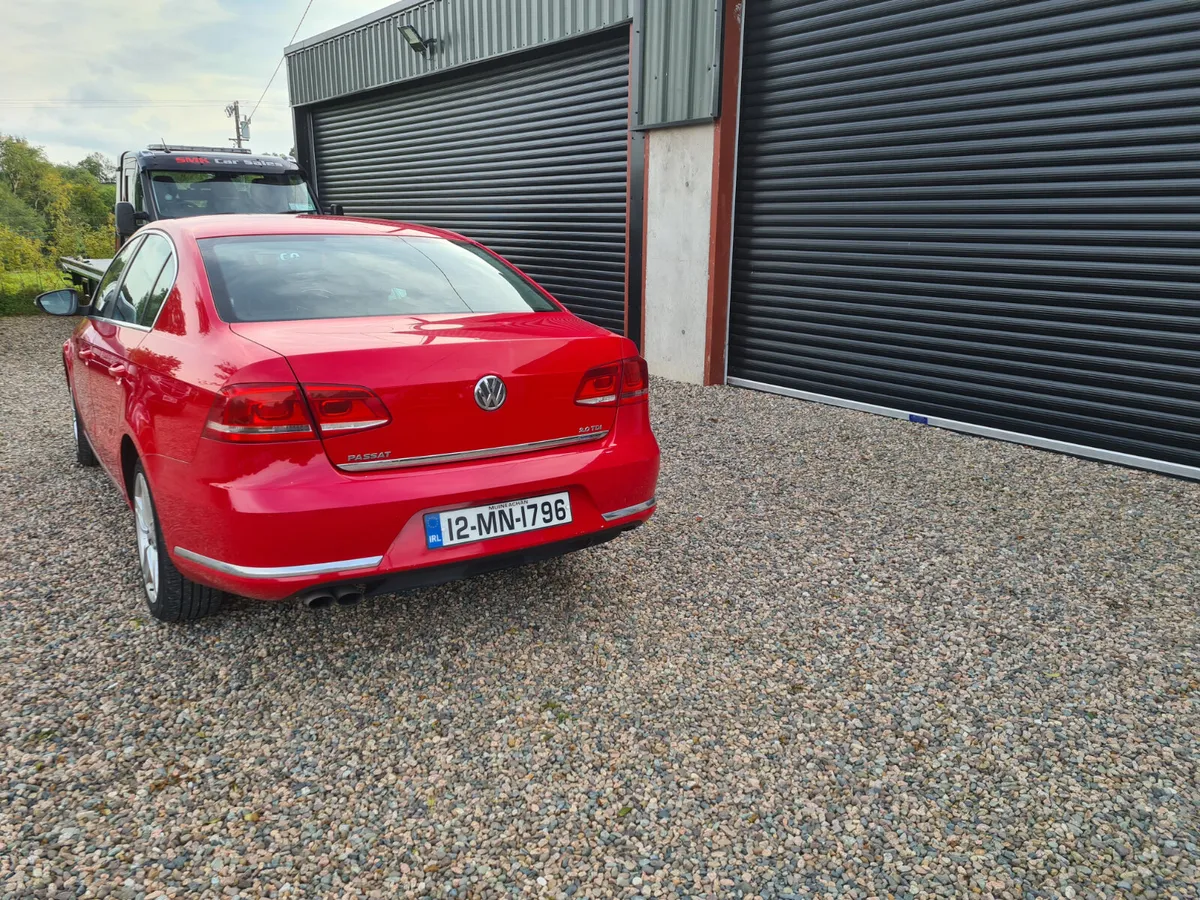 Volkswagen Passat 2012 - Image 4