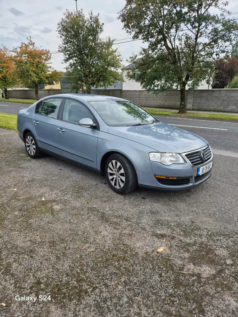 Volkswagen Passat  2010 Diesel - Image 3