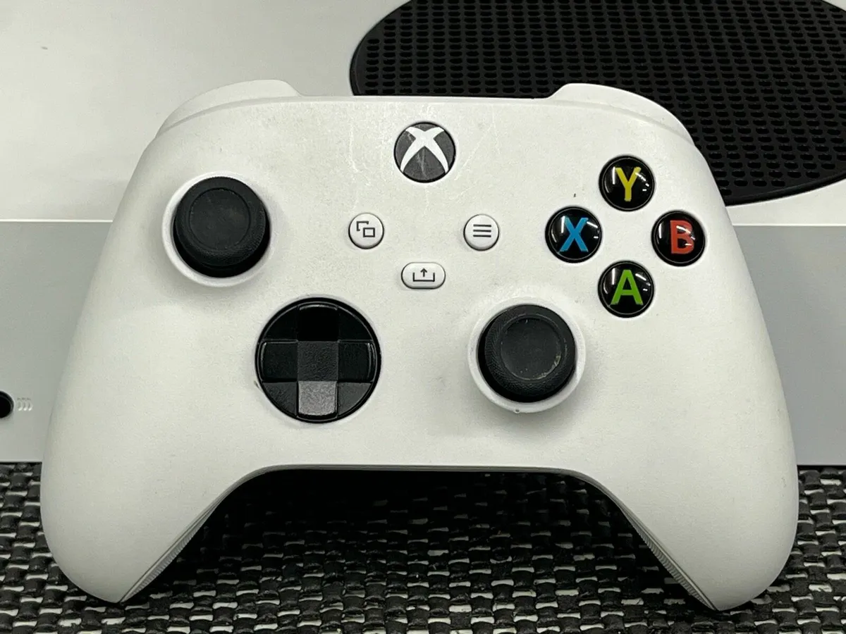 Xbox Series S - Image 3