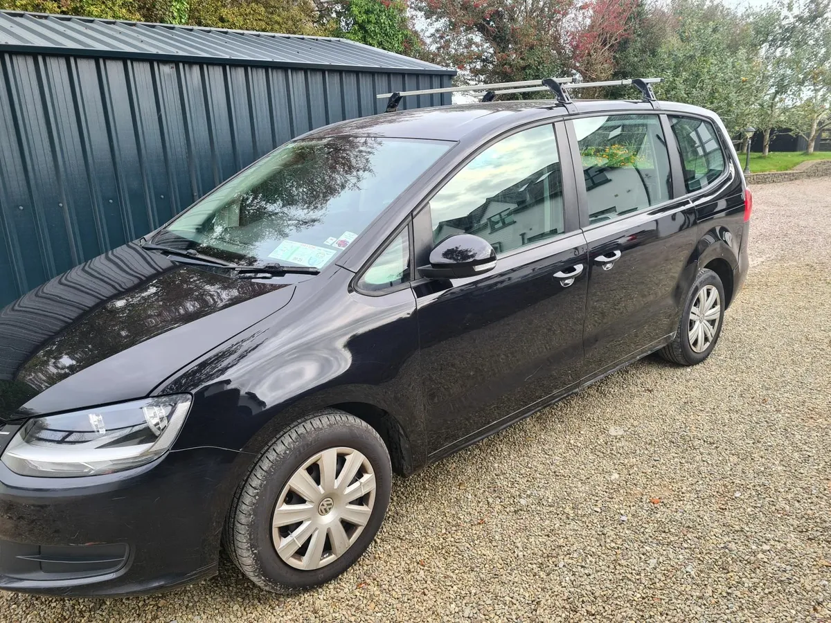 Volkswagen Sharan 2012 - Image 2