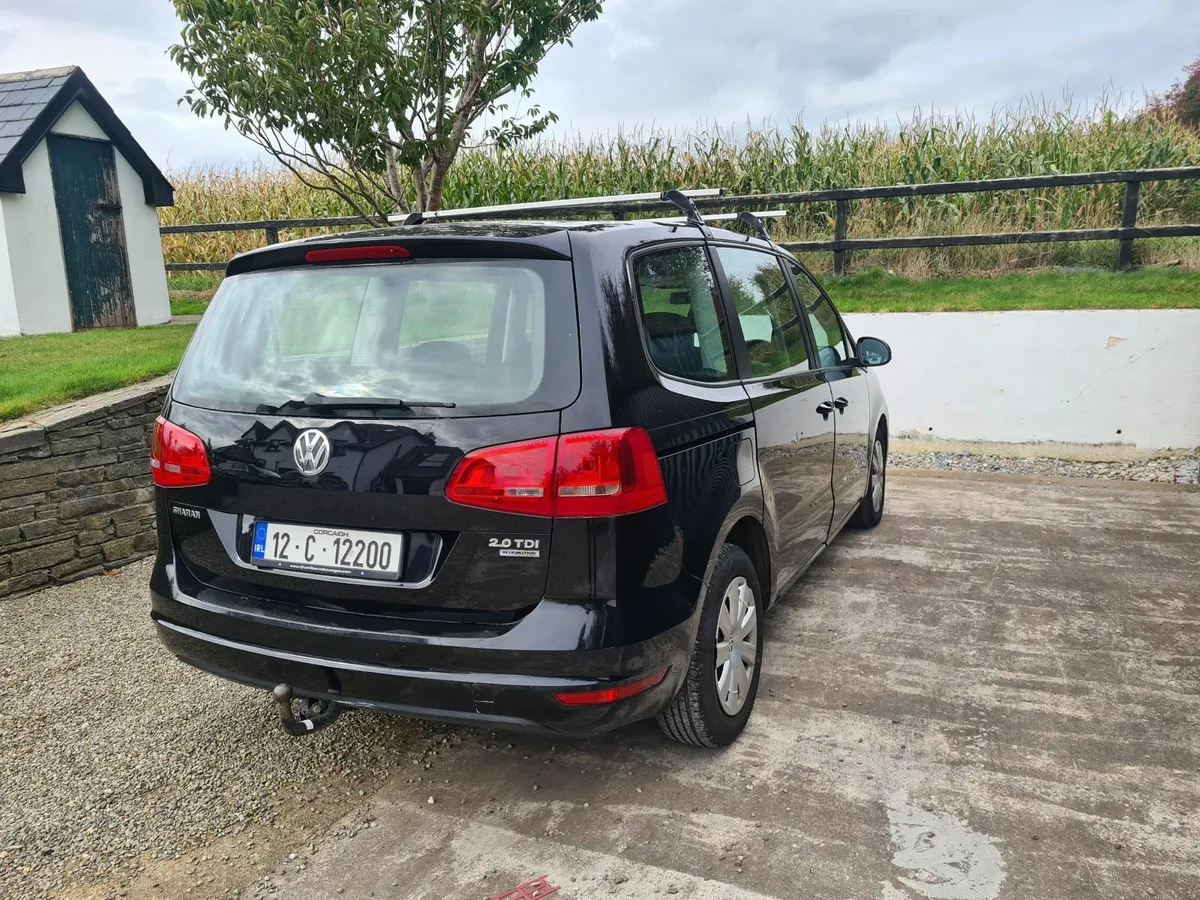 Volkswagen Sharan 2012 - Image 3