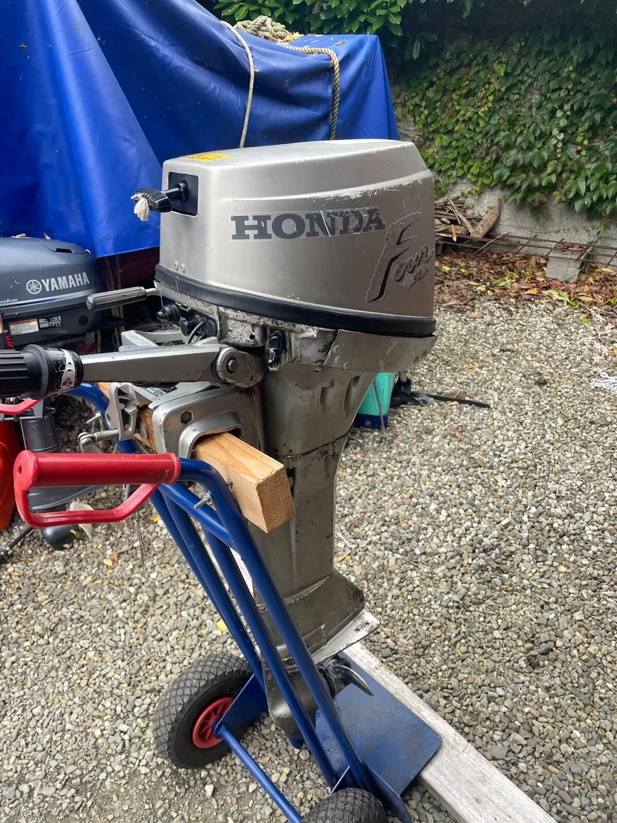 8hp 4 stroke Outboard engine - Image 3