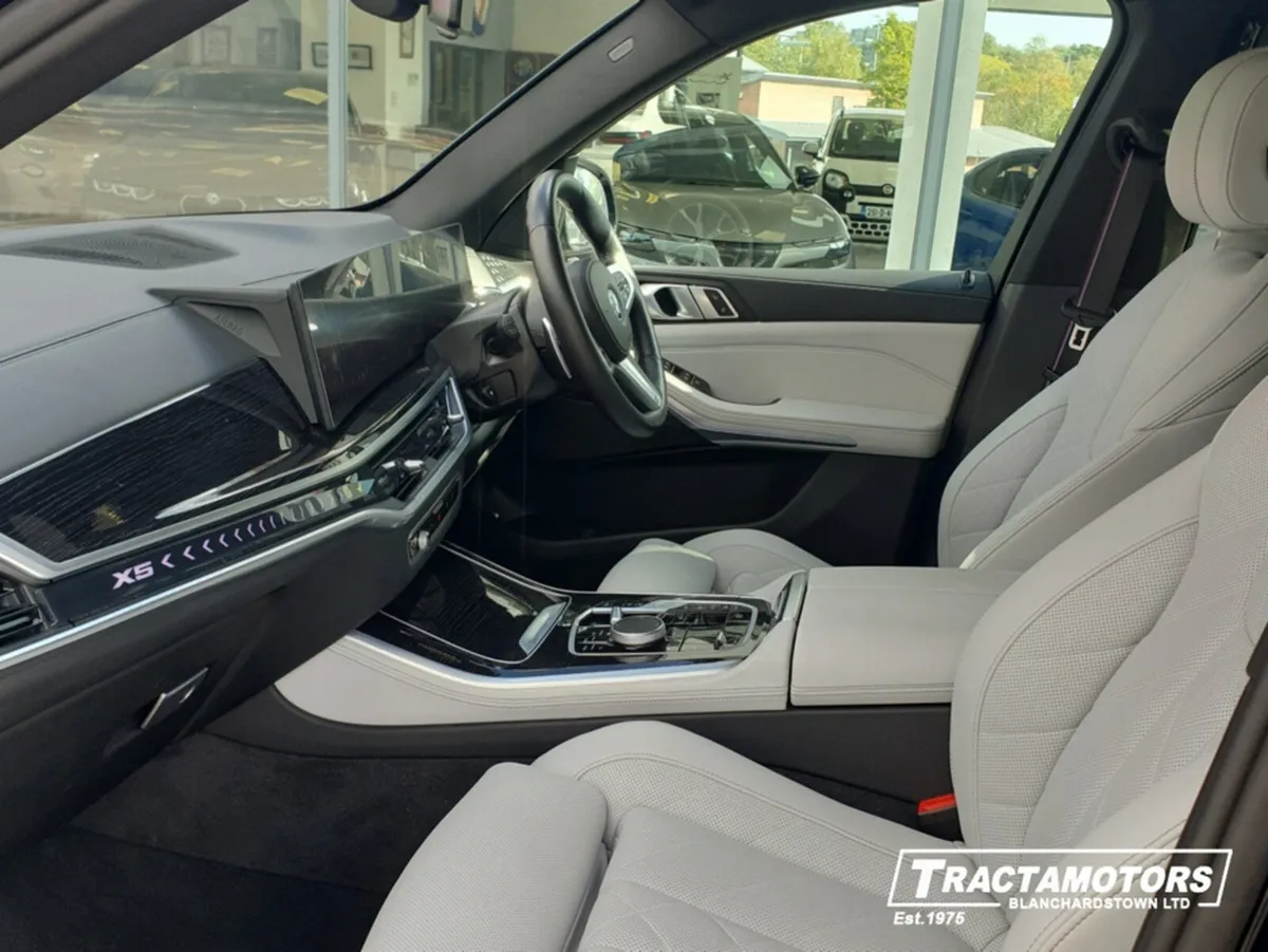BMW X5 XDRIVE 50E M SPORT PAN ROOF - Image 4