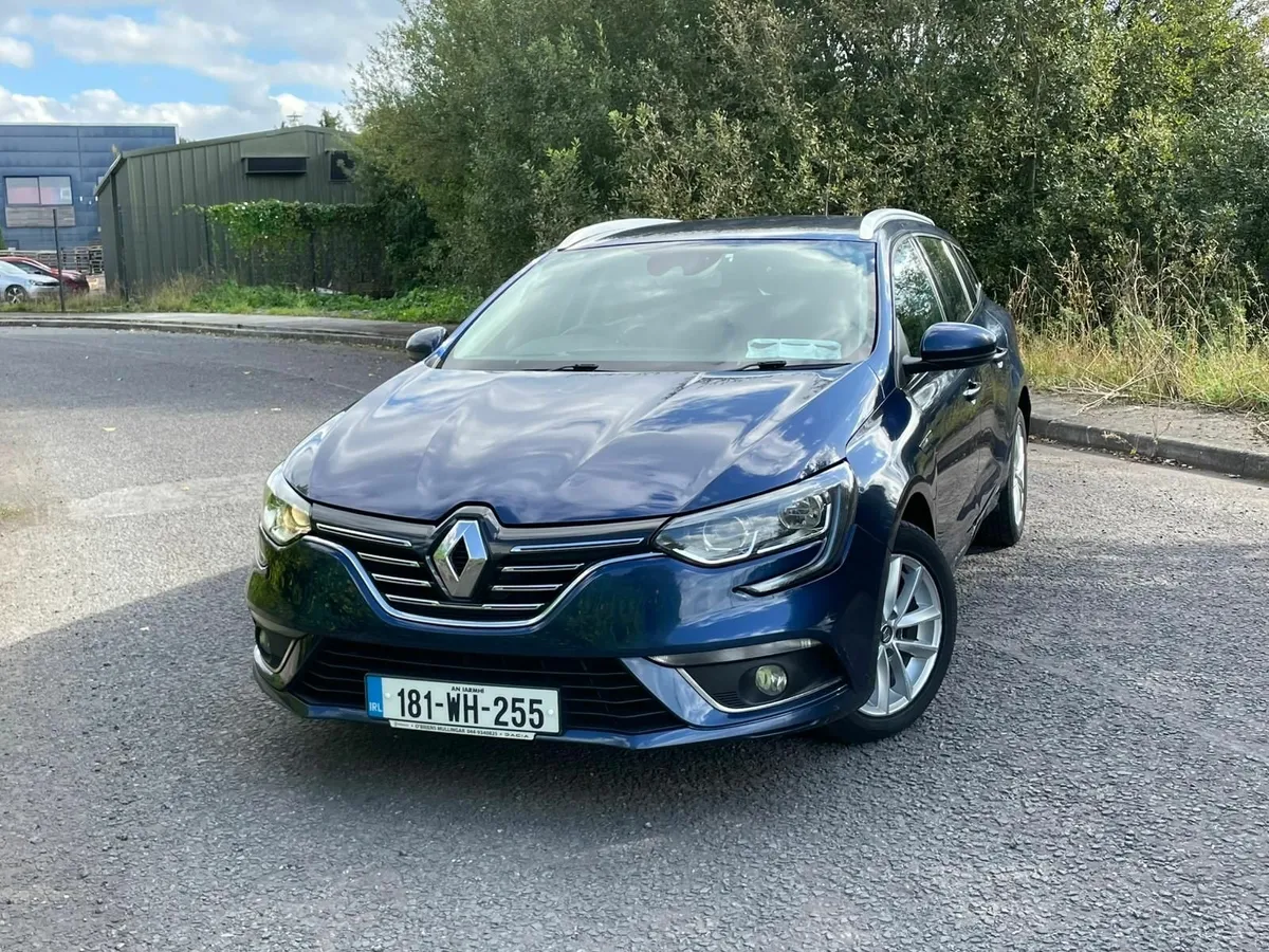 Renault Megane 2018 - Image 1