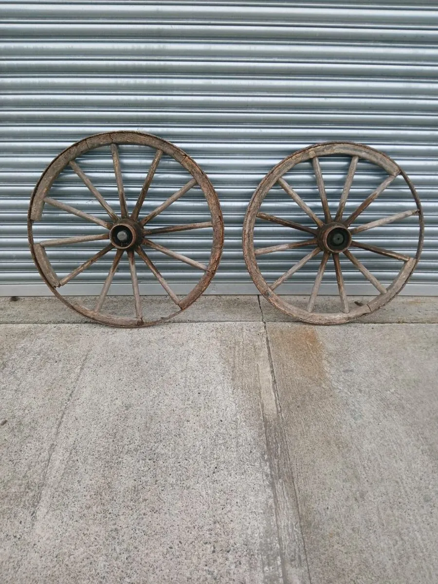 Cart wheels