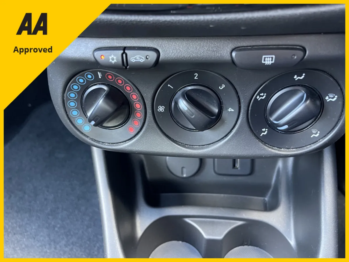 Opel Corsa SRI VX-LINE NAV BLACK ed FREE DELIVERY - Image 4