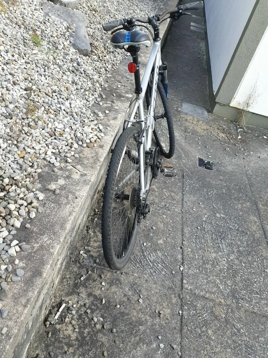 Cycling bike - Image 3