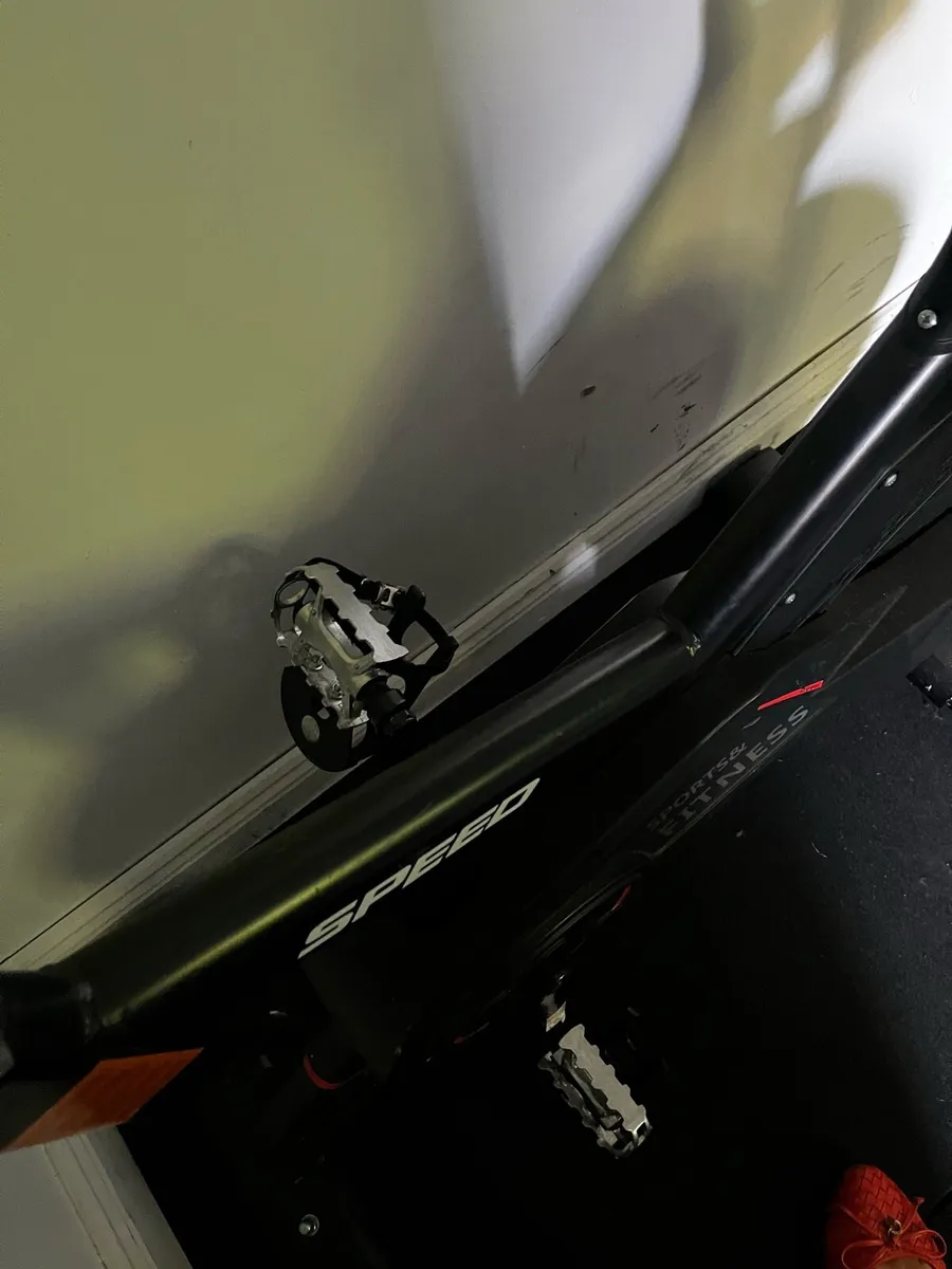 Ise spinning bike - Image 2