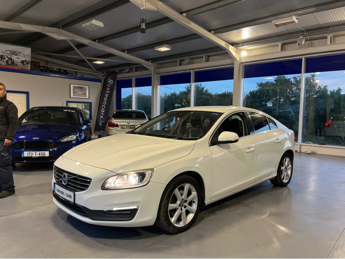 Volvo S60 SE NAV D4 - Image 1