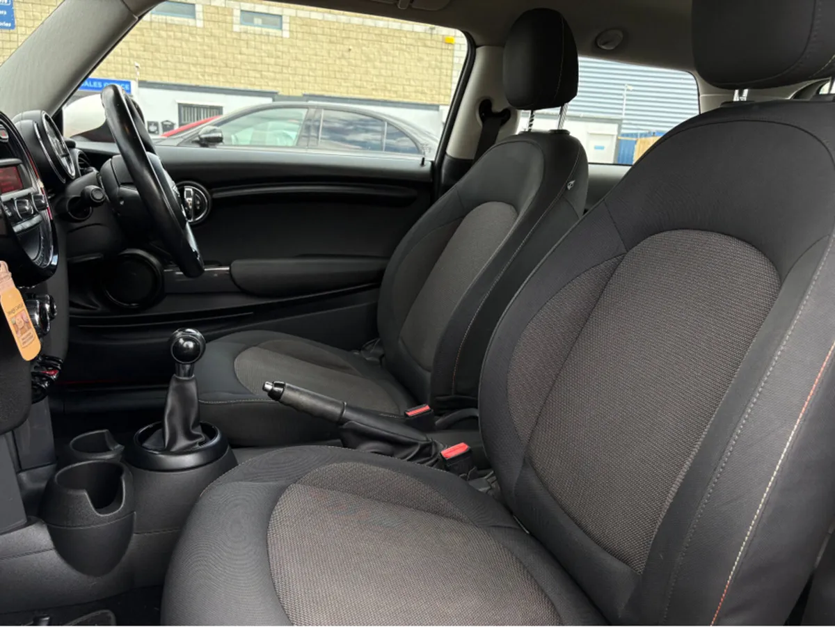 Mini Cooper 1.5 D 3DR 2.0 COUNTRYMAN 5DR AUTO COOP - Image 3