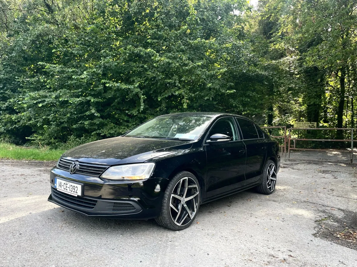 2014 Jetta 1.6 Diesel Fresh NCT 07/26 - Image 1
