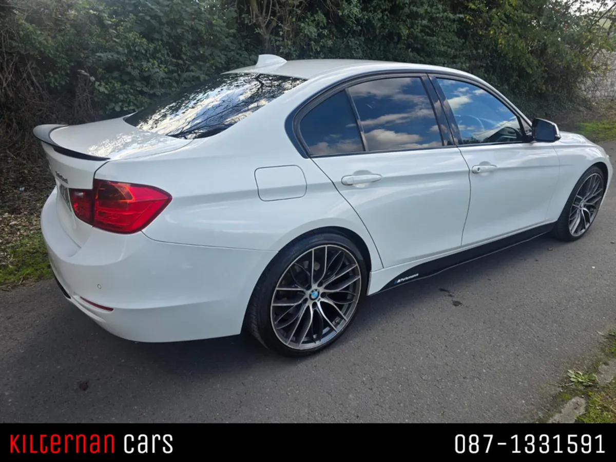 BMW 3-Series F30 D XDRIVE SPORT 4DR - Image 4