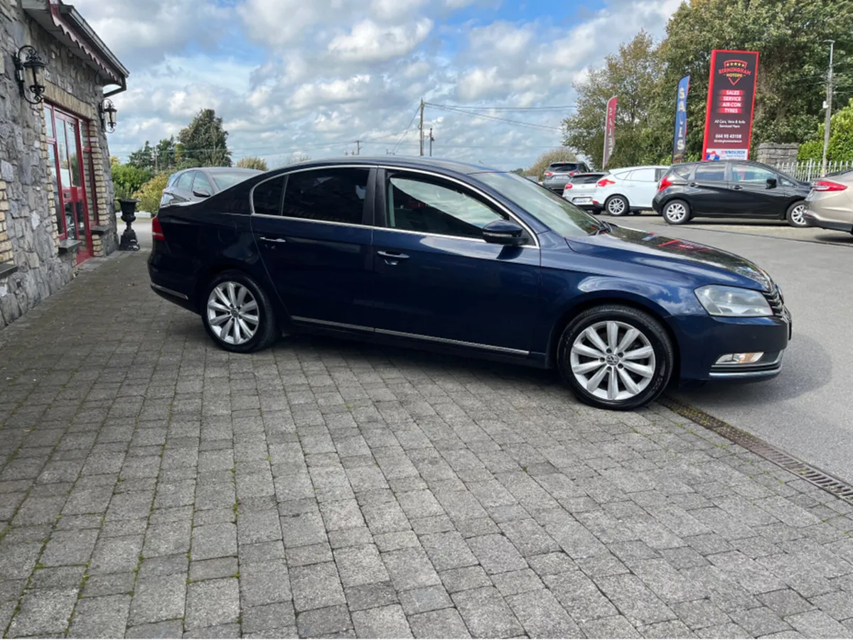 Volkswagen Passat 2.0 TDI Auto HIGHLINE BLUEMO BLU - Image 3