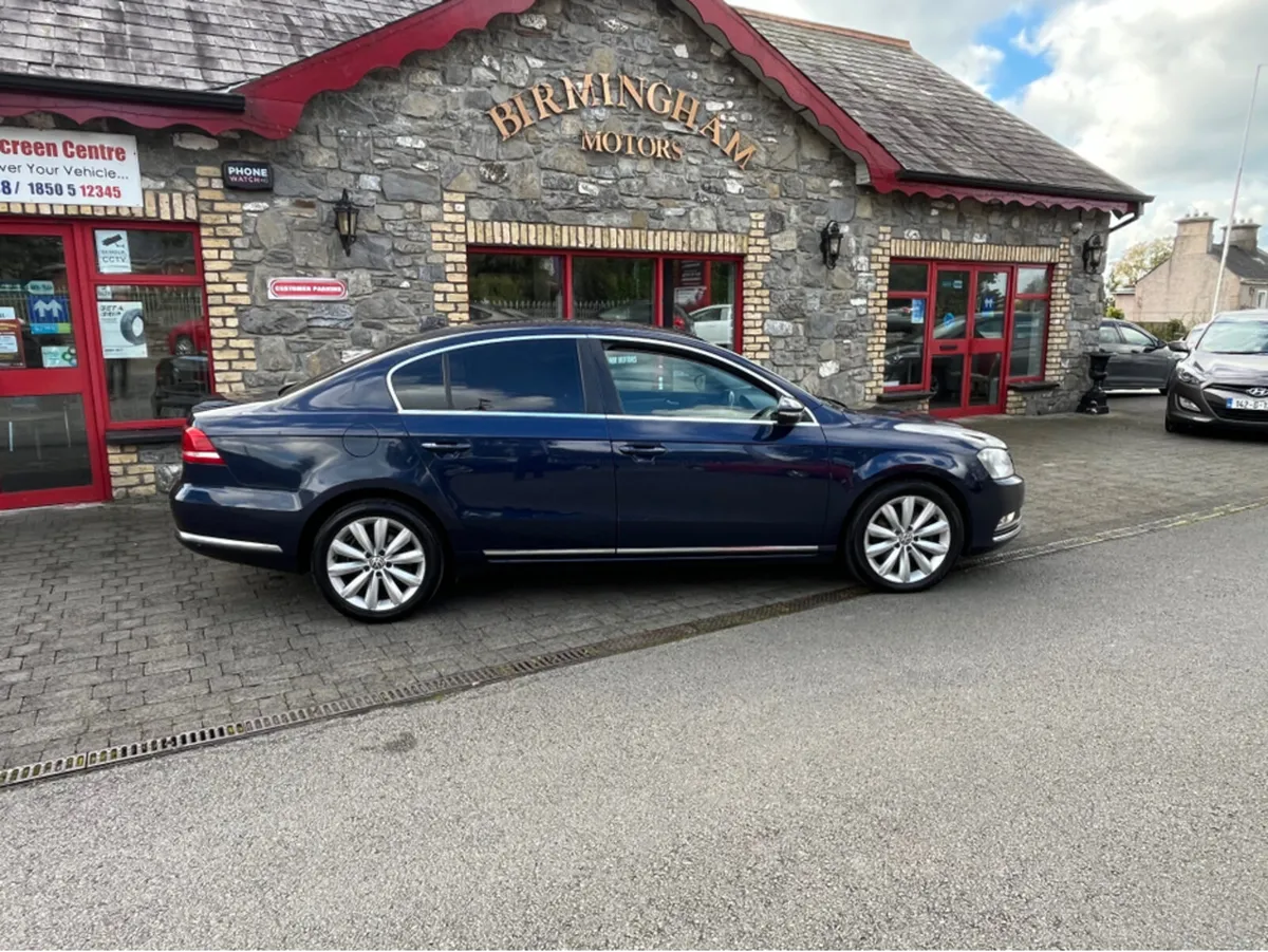 Volkswagen Passat 2.0 TDI Auto HIGHLINE BLUEMO BLU - Image 4