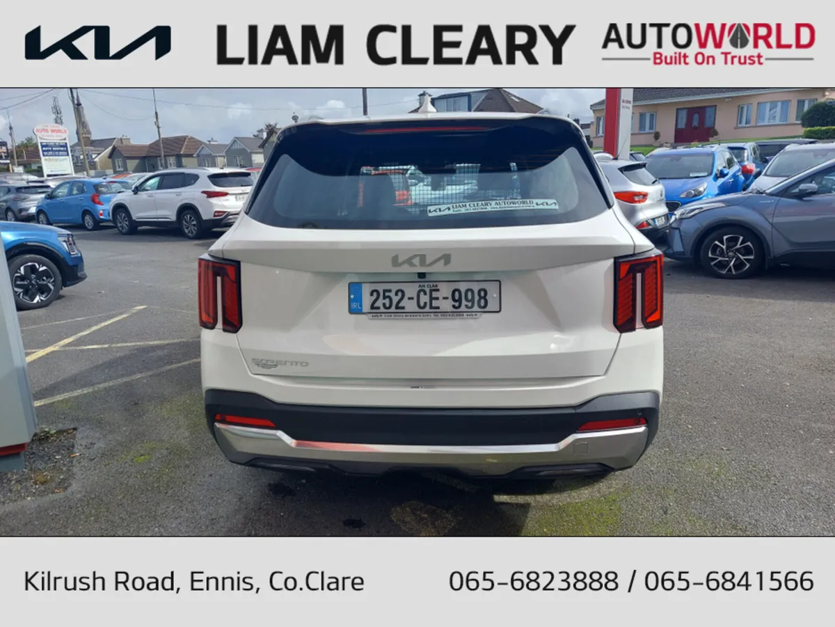 Kia Sorento K2 5DR A... DELIVERY KMS ONLY - Image 4