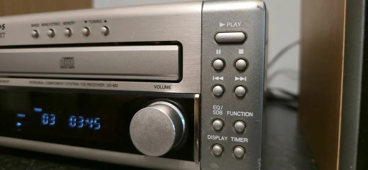 MINI HI-FI DENON UD-M3 , SPEAKERS MISSION FREE - Image 4