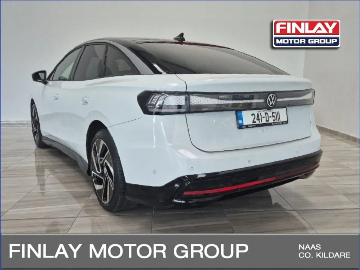 Volkswagen ID.7 PRO 77kwh 286HP - Massage Seats - Image 3