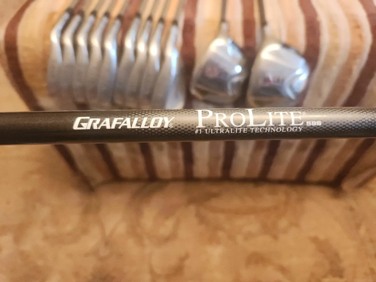 Set of Golf Clubs - Image 3