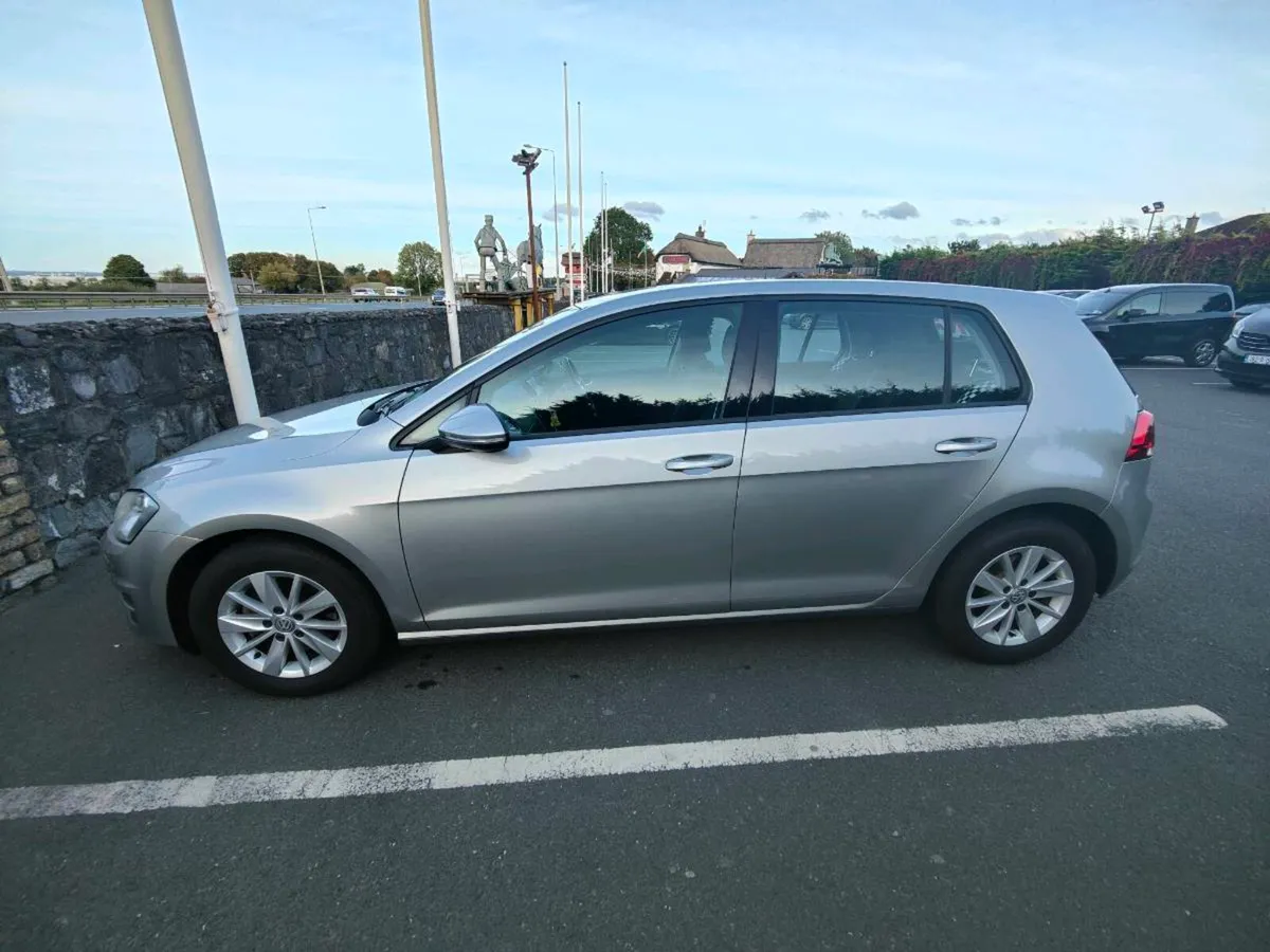 Volkswagen Golf 2014 TSI - Fresh Car - Image 4