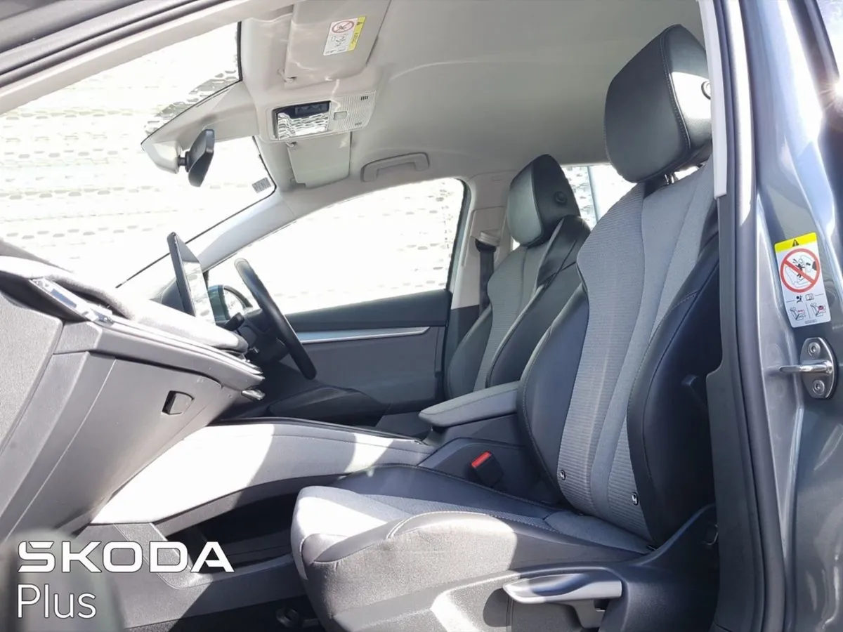 Skoda Enyaq IV 80 RWD - Image 3