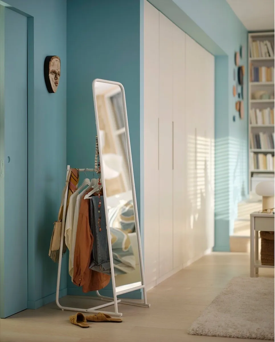 Standing mirror IKEA KNAPPER, as new - Image 1