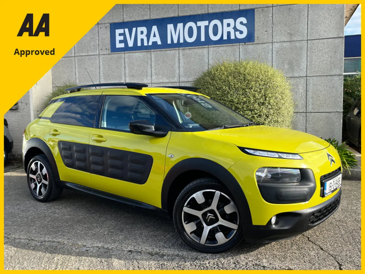 Citroen C4 Cactus FLAIR 1.2 PETROL //PANORAMIC GLA - Image 1