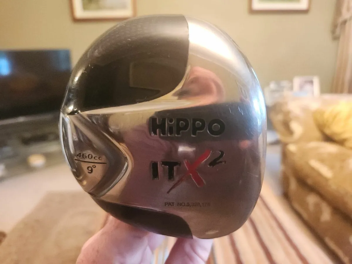 Set of Golf Clubs - Image 1