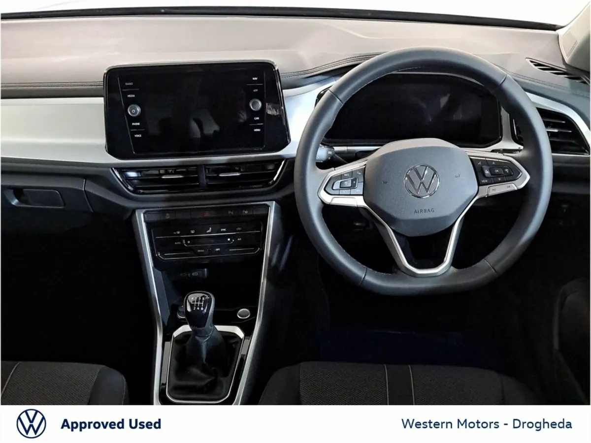 Volkswagen T-Roc Edition 75 2L Diesel Manual  pre - Image 4
