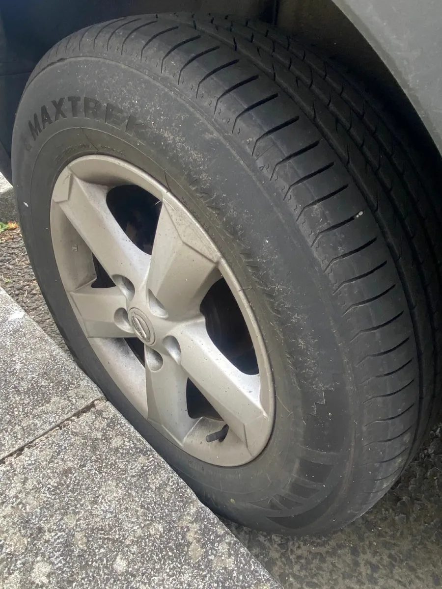 Nissan Qashqai Diesel - Image 4