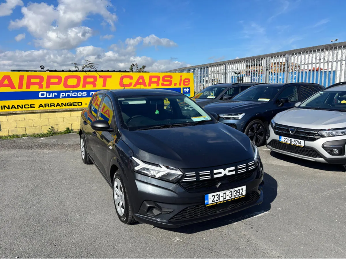 Dacia Sandero ESSENTIAL TCE 90 5SPEED N NBI 5DR Fi - Image 4