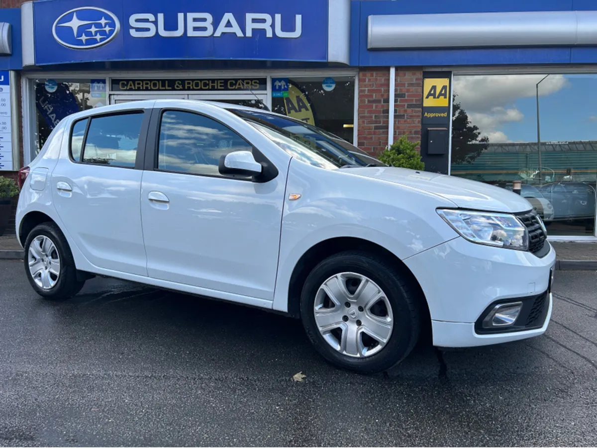 Dacia Sandero 1.0 Petrol Signature SCE 75 PH2 5-Do - Image 1