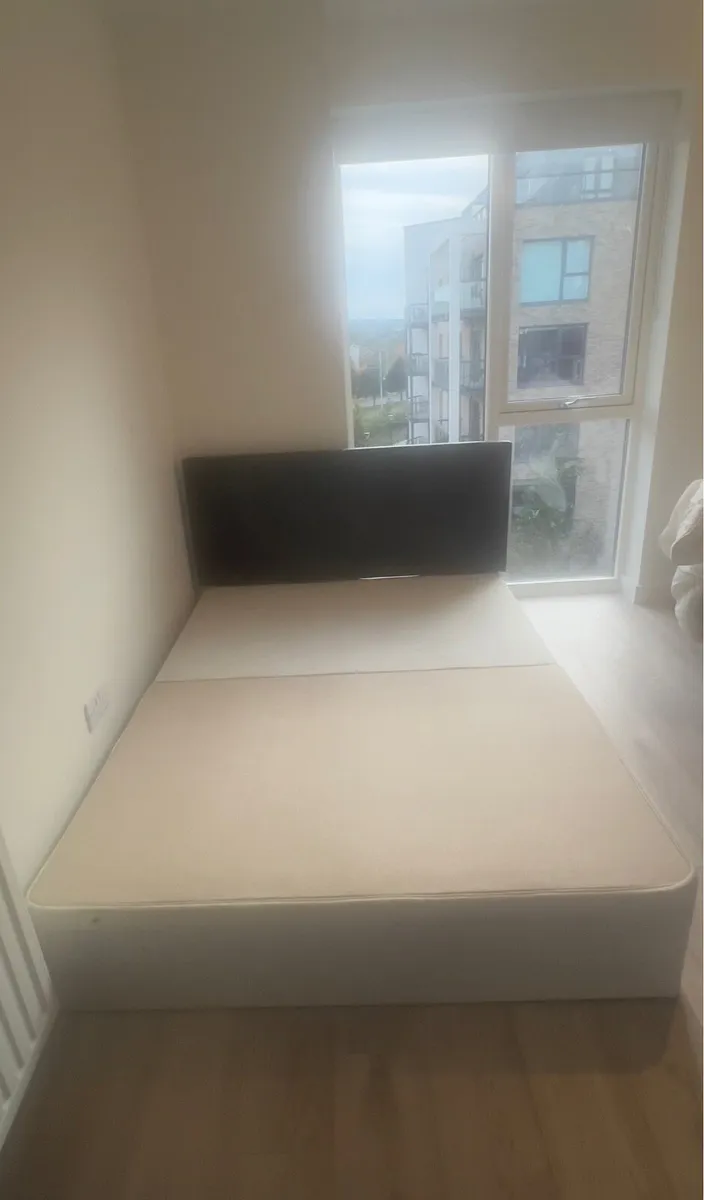 Double bed with side storage - Image 1