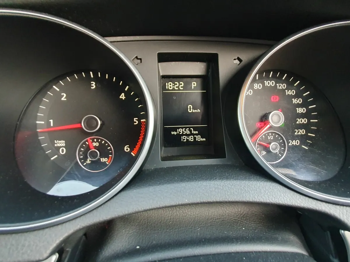 Vw golf automatic 1.6 tdi - Image 3