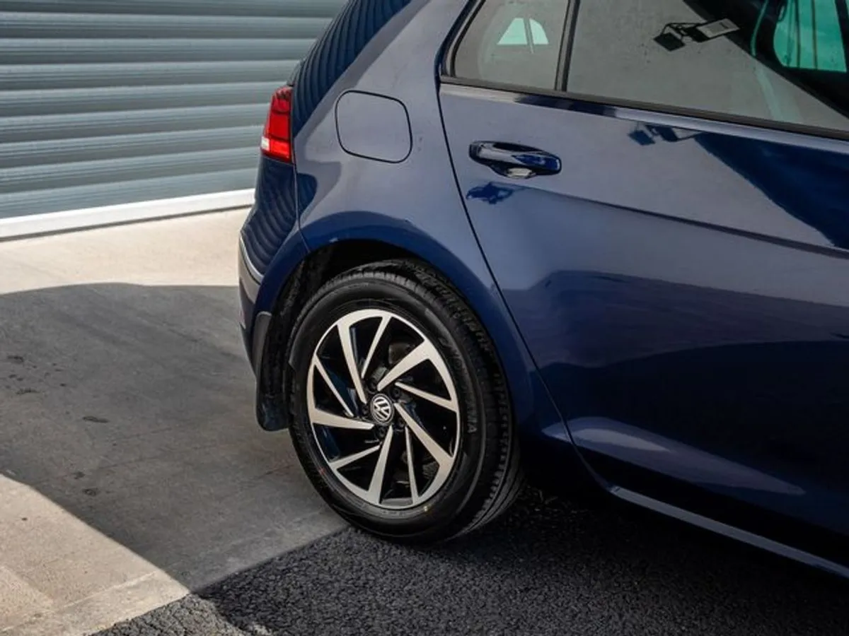 Volkswagen Golf Match TDI - Image 3