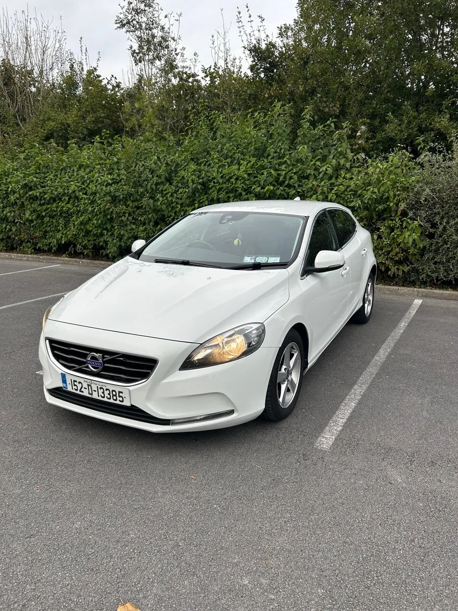 Volvo V40 2015 - Image 3