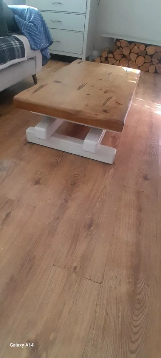 Coffee table - Image 1