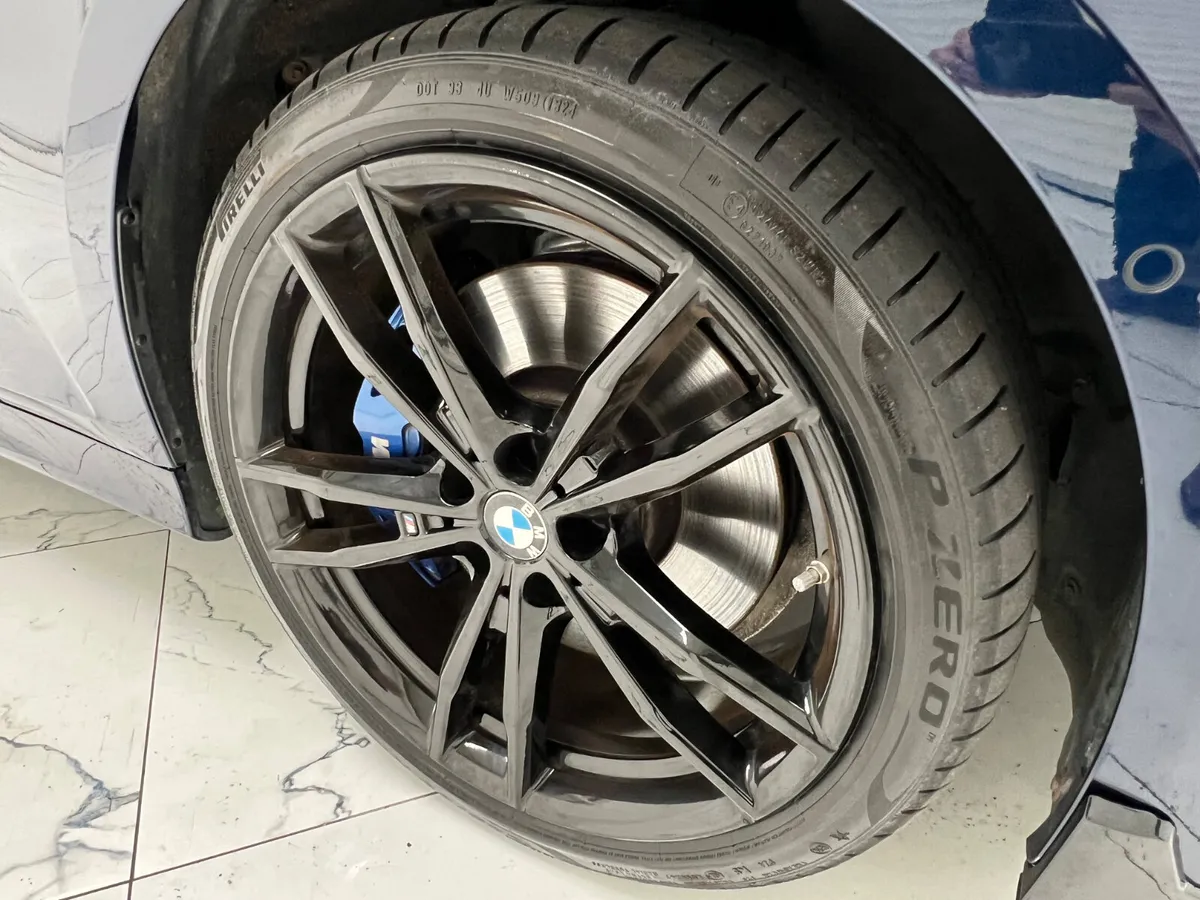 212 BMW 330E  MSPORT PRO EDITION - Image 2