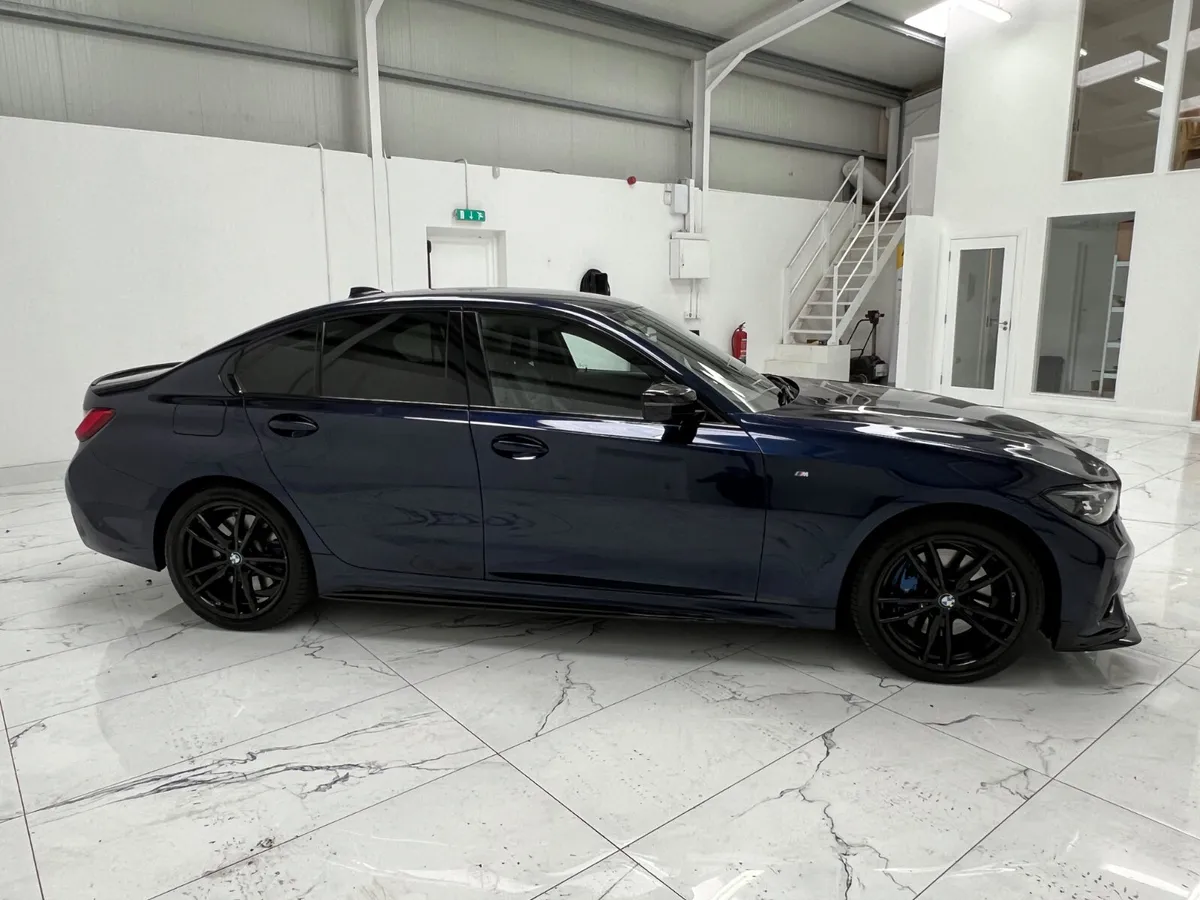 212 BMW 330E  MSPORT PRO EDITION - Image 3