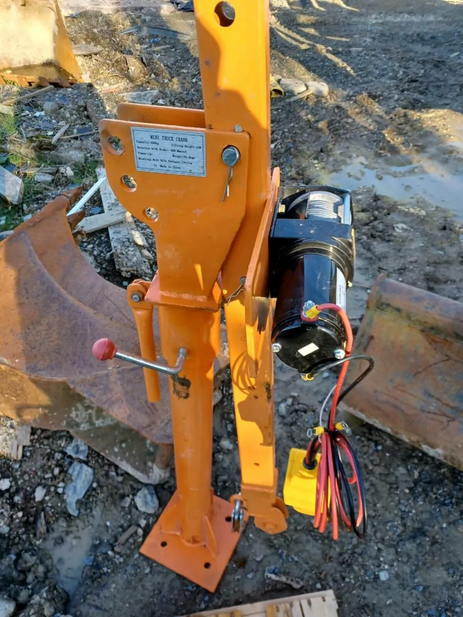Hoist crane for trailer - Image 2