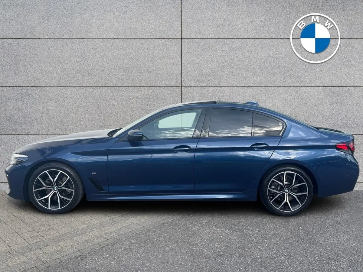 BMW 5 Series 520d Xdrive M Sport Saloon - Image 4
