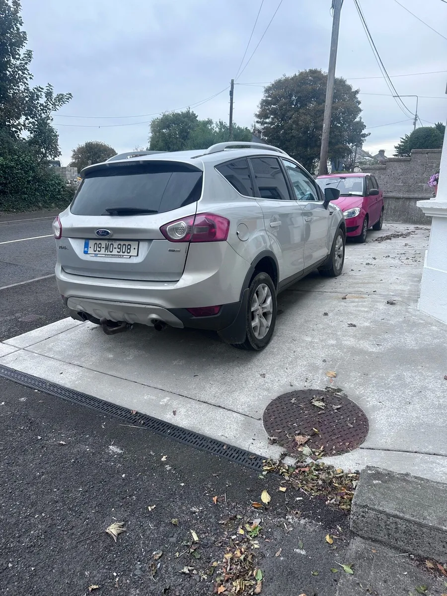 Ford Kuga 2.0TDCI low KMs - Image 4