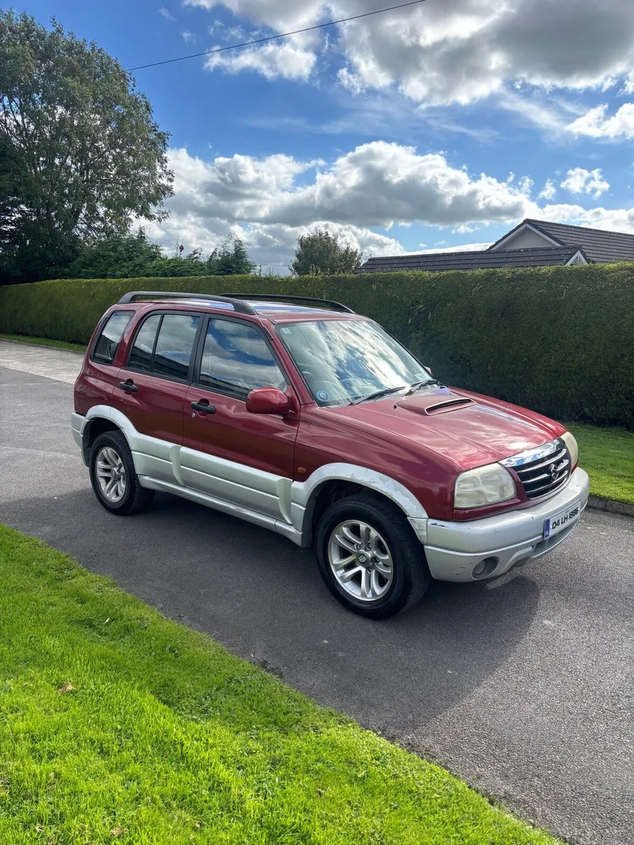 Suzuki Vitara - Image 1
