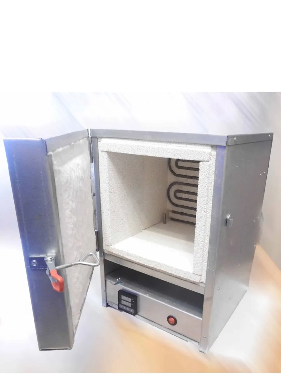 Programmable 1100C Large Chamber Electrical Kiln - Image 1