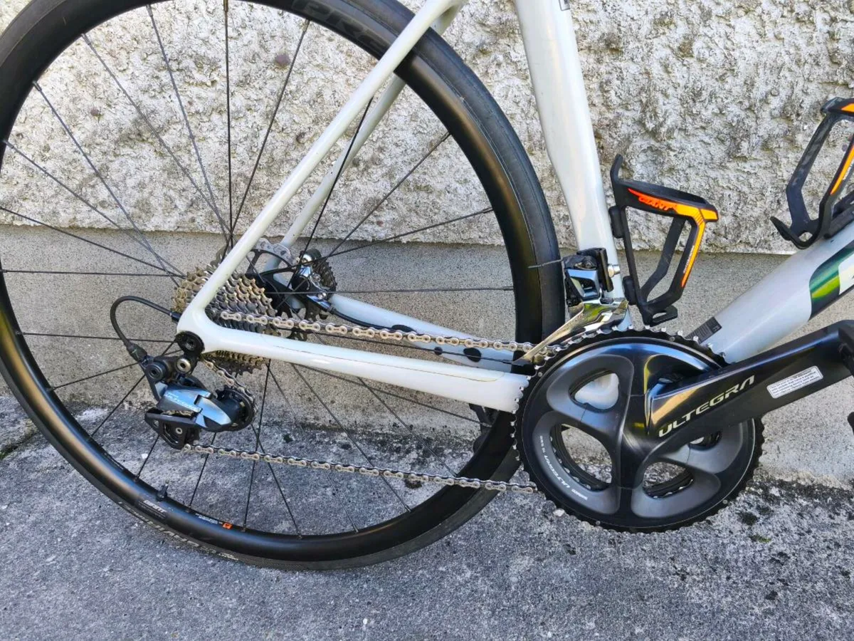 Giant TCR Advanced Disc Ultegra carbon - Image 3