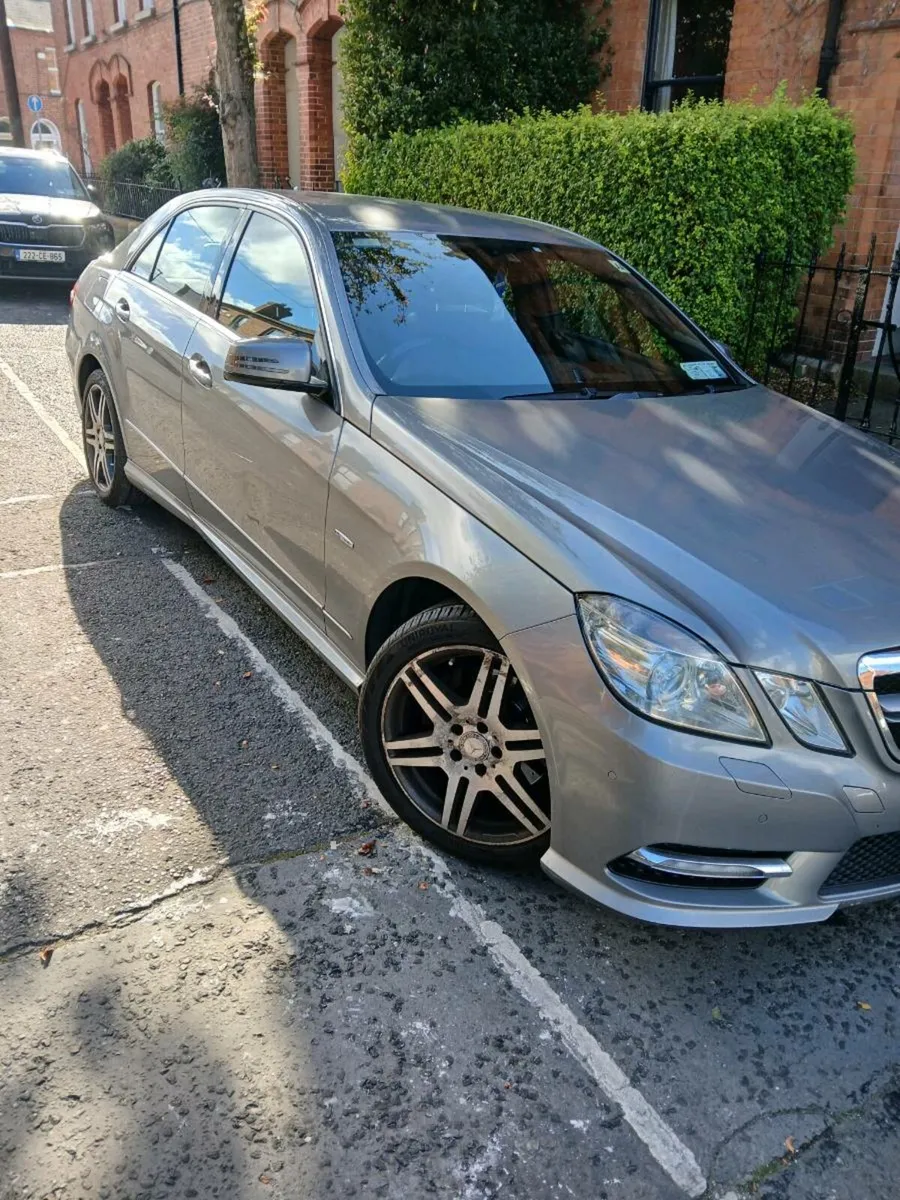 Mercedes E250 AMG - Image 2